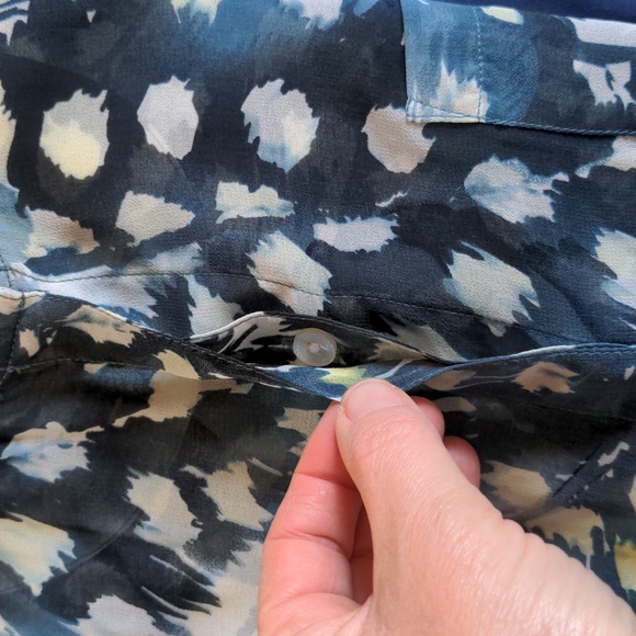 CAbi Avery Style 416 Abstract Watercolor Sheer Sleeveless Tunic Size XS - Picture 8 of 9